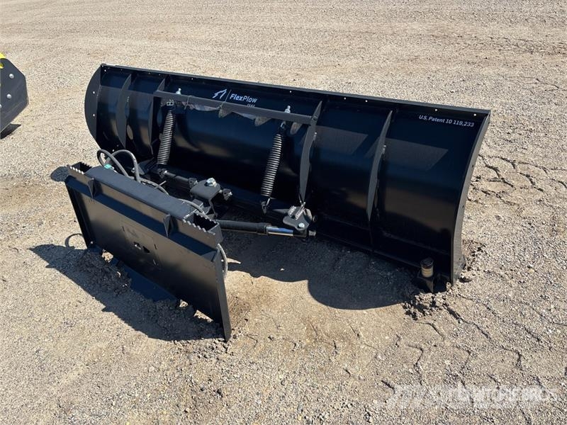 Snow Wolf FlexPlow FX-8.0 96 in Angle Skid Steer 제설 블레이드 및 제설기