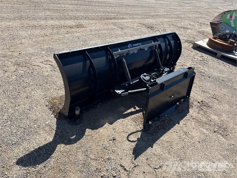 Snow Wolf FlexPlow FX-8.0 96 in Angle Skid Steer 제설 블레이드 및 제설기