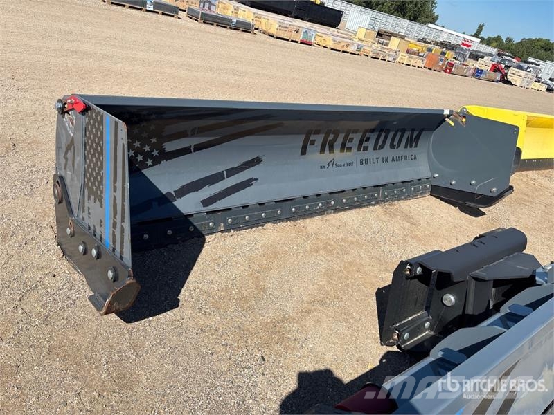  Snow Wolf Freedom FPXT-12B 144 in Skid Steer  Push Sniego peiliai ir valytuvai