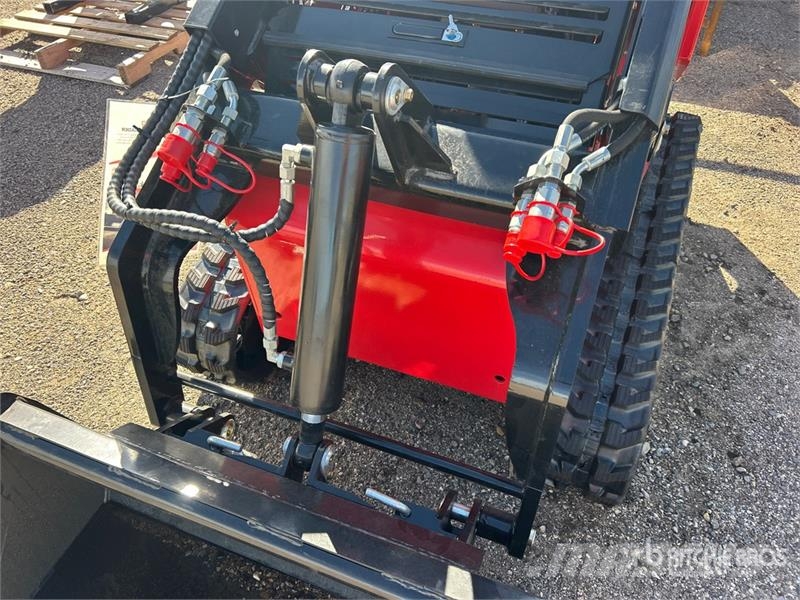 SSL1300 Mini Compact Track Loader (Unused) Skid steer loaders
