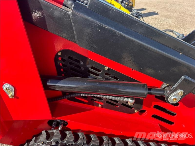 SSL1300 Mini Compact Track Loader (Unused) Skid steer loaders