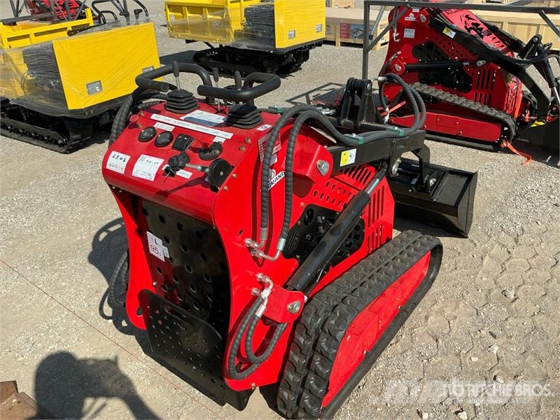 SSL60-RED Mini Compact Track Loader (Unused) Chargeuse compacte