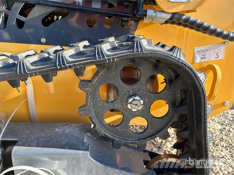  STARVOX SV-480 Mini Compact Track Loader (Unused) لوادر انزلاقية التوجيه