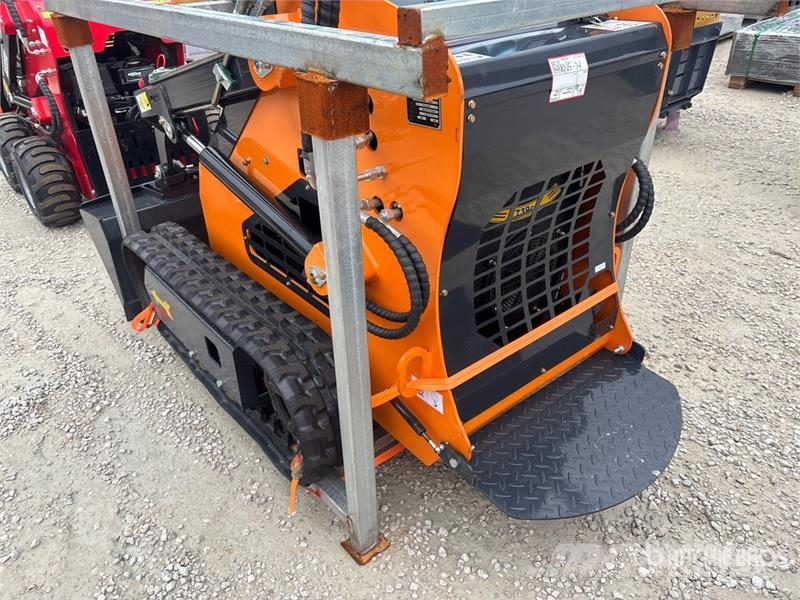 STARVOX SV-480 Mini Compact Track Loader (Unused) Міні-навантажувачі
