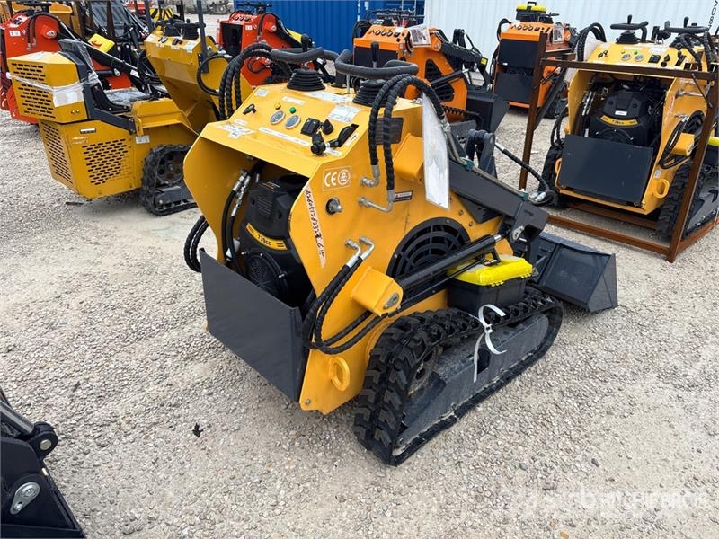 STARVOX SV-480 Mini Compact Track Loader (Unused) Kompaktrakodók