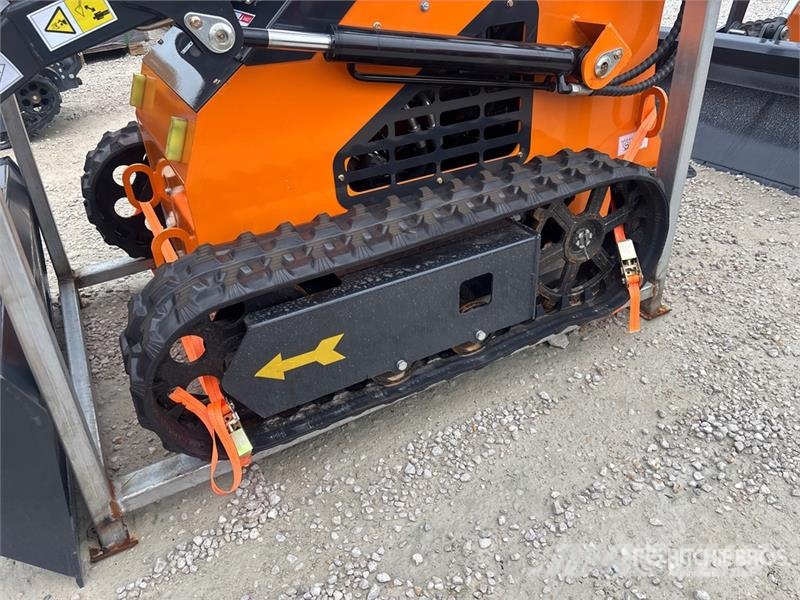 STARVOX SV-480 Mini Compact Track Loader (Unused) Міні-навантажувачі