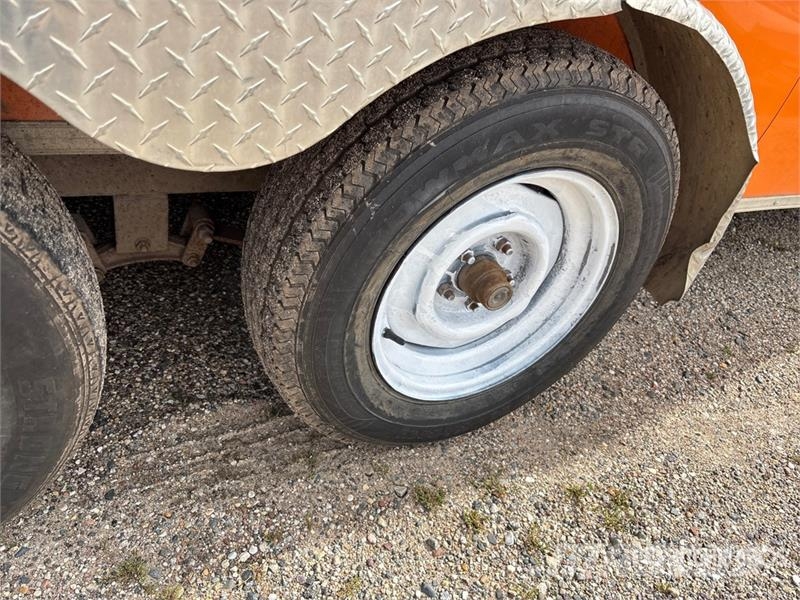  Stealth 20 ft T/A Enclosed Trailer Прицепы-фургоны