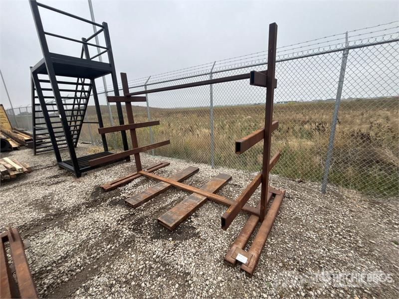 Steel Cantilever Storage Rack 吊車起重機、絞車吊貨機和物料升降機