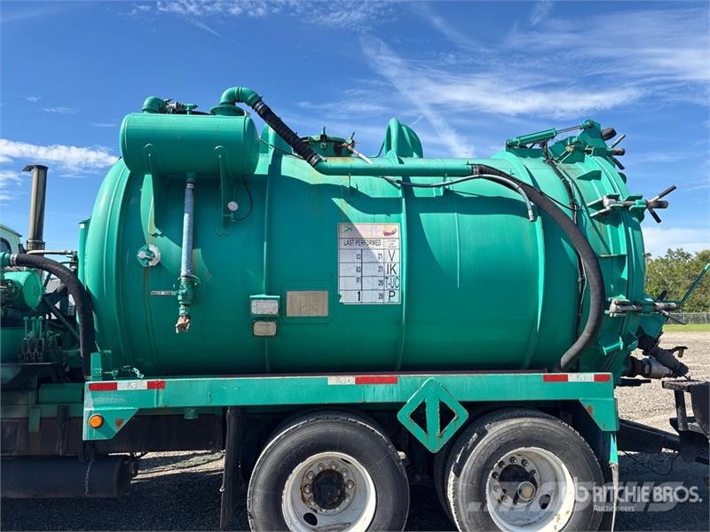 Sterling 360 Commercial vehicle