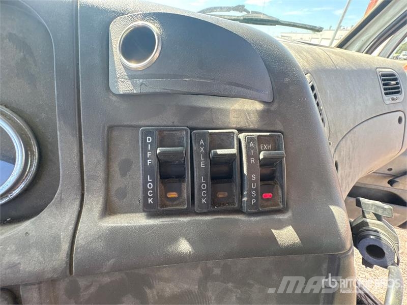 Sterling 360 Commercial vehicle