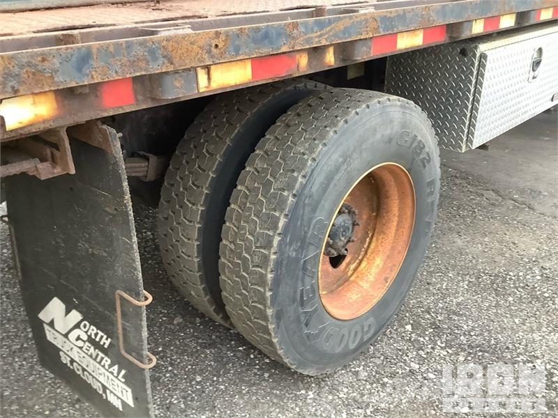Sterling Acterra 1000 gal 4x2 Flatbed Water Truck Ostali kamioni