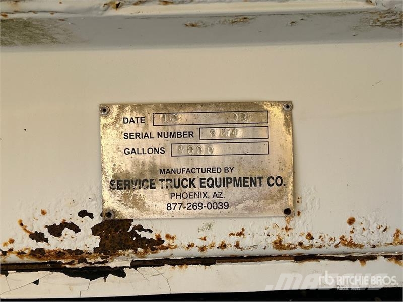 Sterling Acterra 4000 gal 6x4 Water Truck Cisterny na vodu