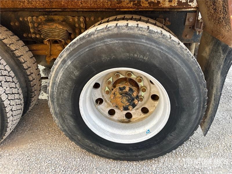Sterling Acterra 4000 gal 6x4 Water Truck Cisterny na vodu