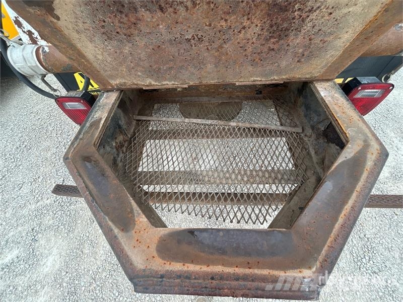 Sterling Acterra 4000 gal 6x4 Water Truck Cisterny na vodu