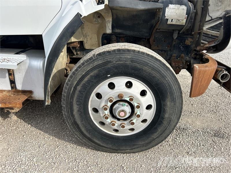 Sterling Acterra 4000 gal 6x4 Water Truck Cisterny na vodu