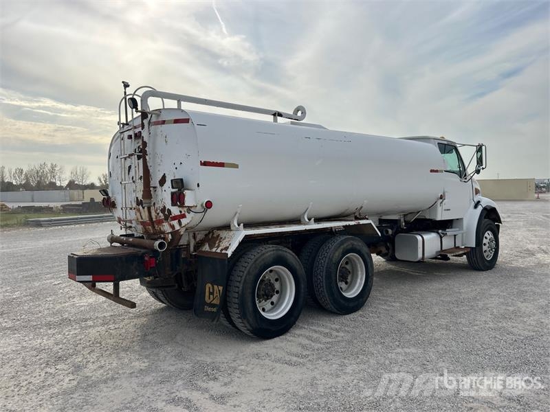 Sterling Acterra 4000 gal 6x4 Water Truck Cisterny na vodu