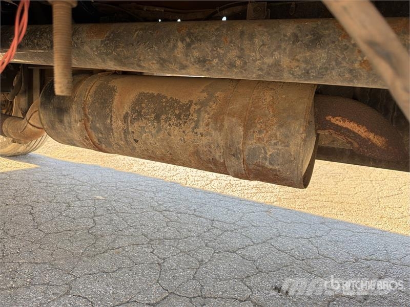 Sterling L7501 4x2 Reel Truck Vlečna vozila za tovornjake