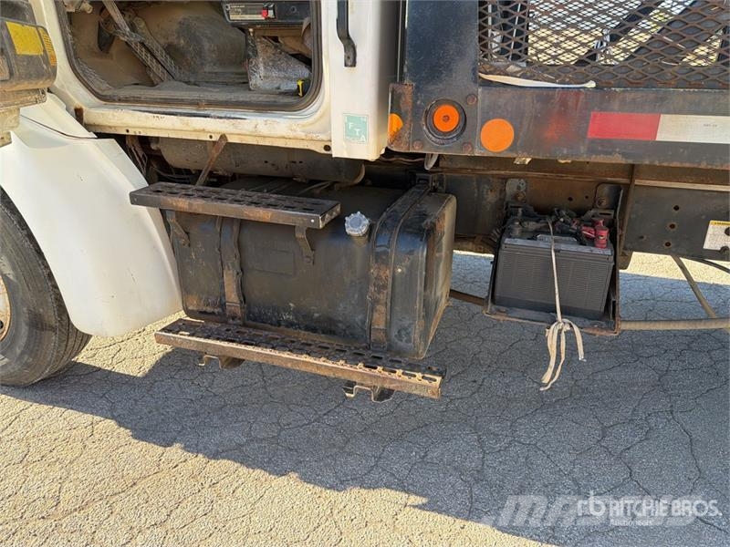Sterling L7501 4x2 Reel Truck Vlečna vozila za tovornjake