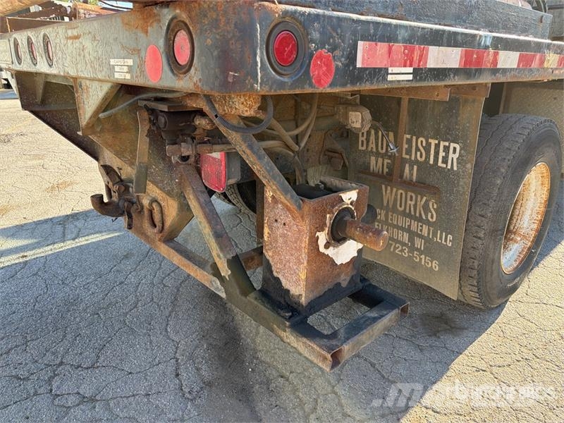 Sterling L7501 4x2 Reel Truck Vlečna vozila za tovornjake