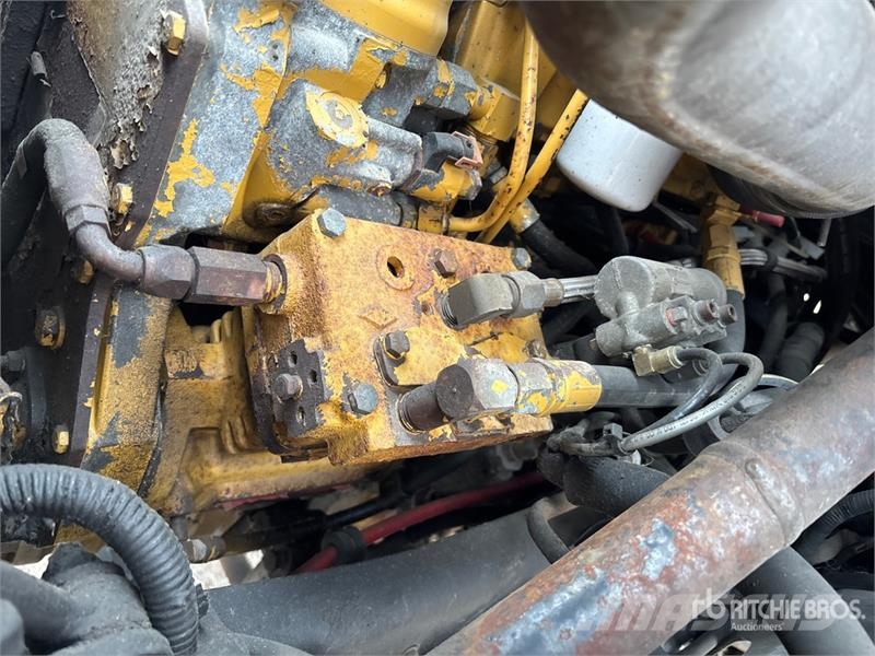 Sterling L8501 Φορτηγά Kαρότσα με ανοιγόμενα πλαϊνά