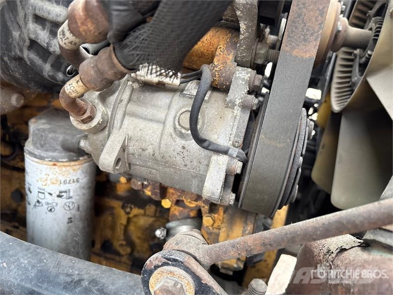 Sterling L8501 Φορτηγά Kαρότσα με ανοιγόμενα πλαϊνά