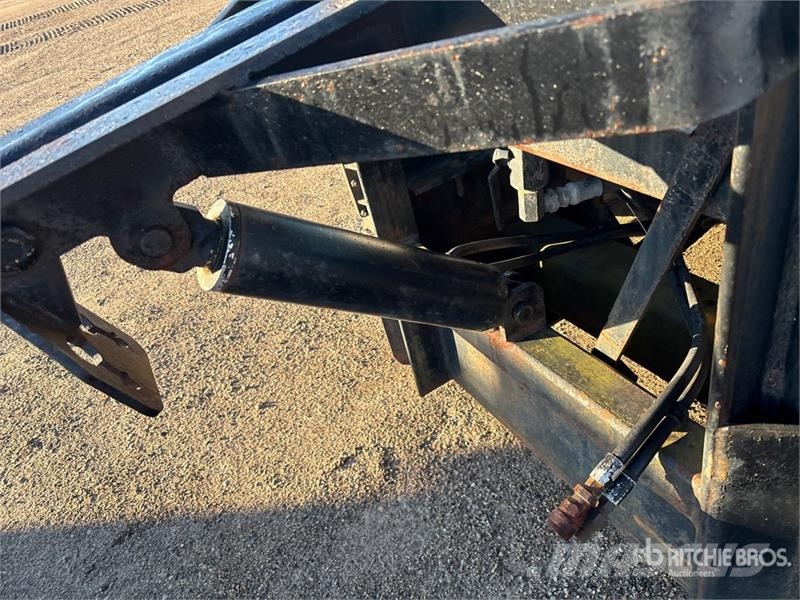 Sterling L8511 4x2 Snow Plow Truck Pilsētas atkritumvedēji