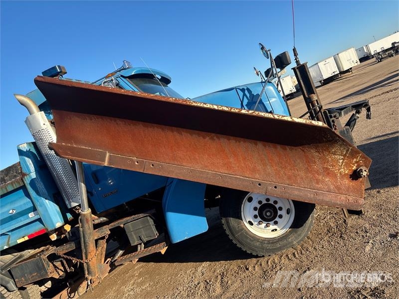 Sterling L8511 4x2 Snow Plow Truck Pilsētas atkritumvedēji