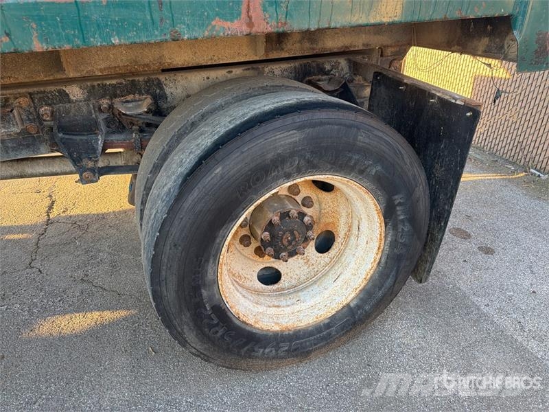 Sterling L9500 4x2 S/A Dump Truck Kiper tovornjaki