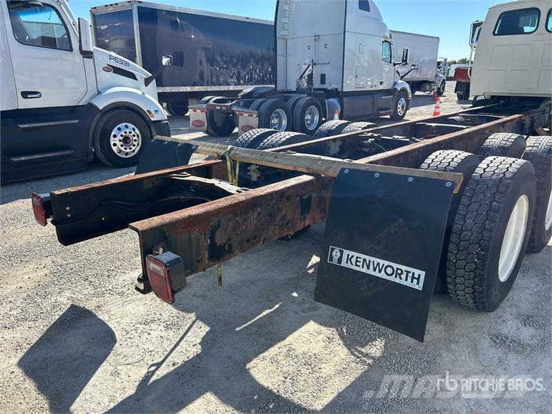 Sterling LT7500 6x4 Cab and Chassis Cabine en interieur
