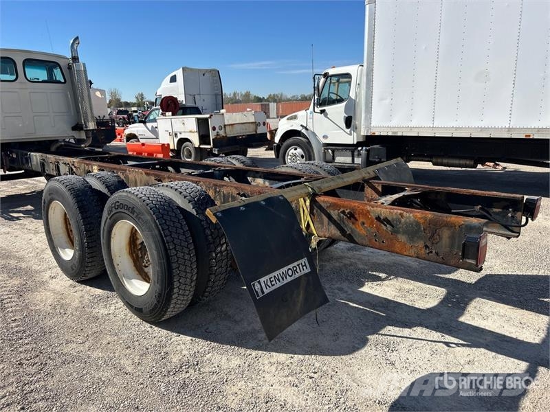 Sterling LT7500 6x4 Cab and Chassis Cabine en interieur