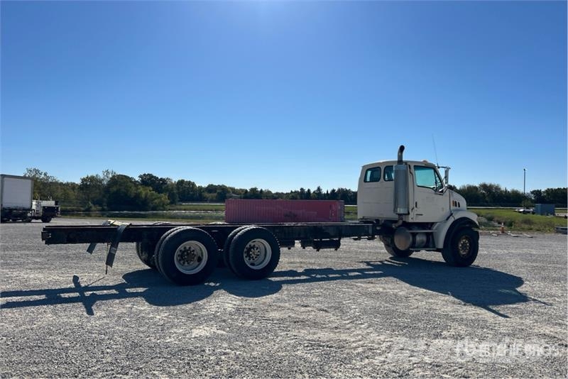 Sterling LT7500 6x4 Cab and Chassis Cabine en interieur