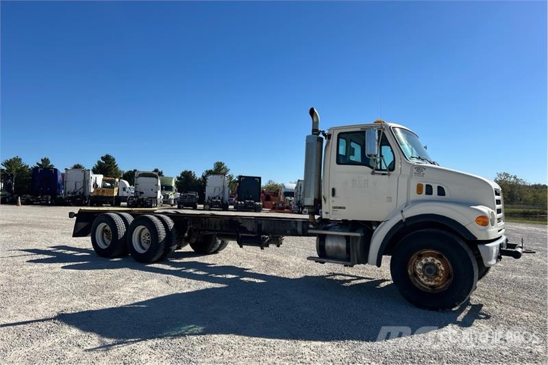 Sterling LT7500 6x4 Cab and Chassis Cabine en interieur