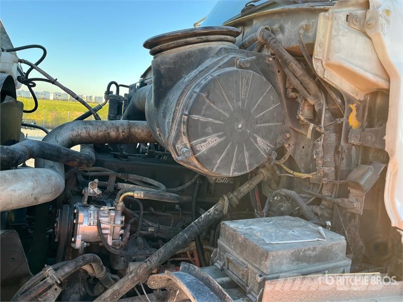 Sterling LT9500 Betonkeverők/Betonpumpák