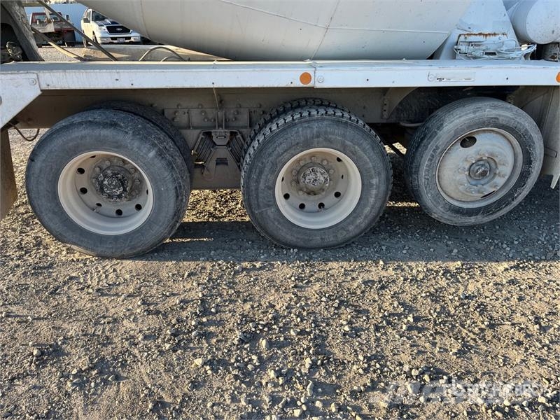 Sterling LT9500 Betonkeverők/Betonpumpák