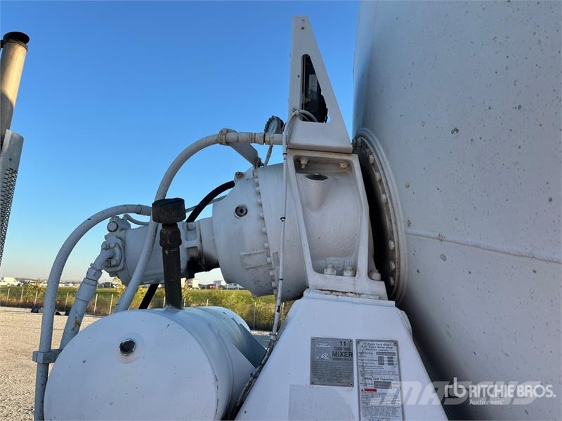 Sterling LT9500 Betonkeverők/Betonpumpák