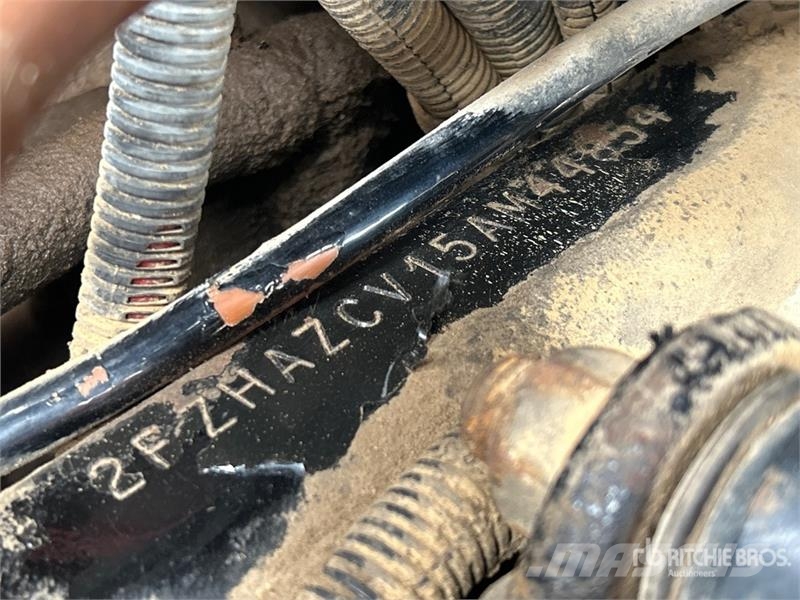 Sterling LT9500 Kravas automašinas konteineru vedeji