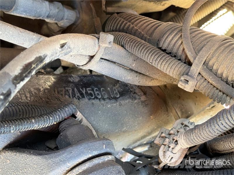 Sterling LT9500 Kiper tovornjaki