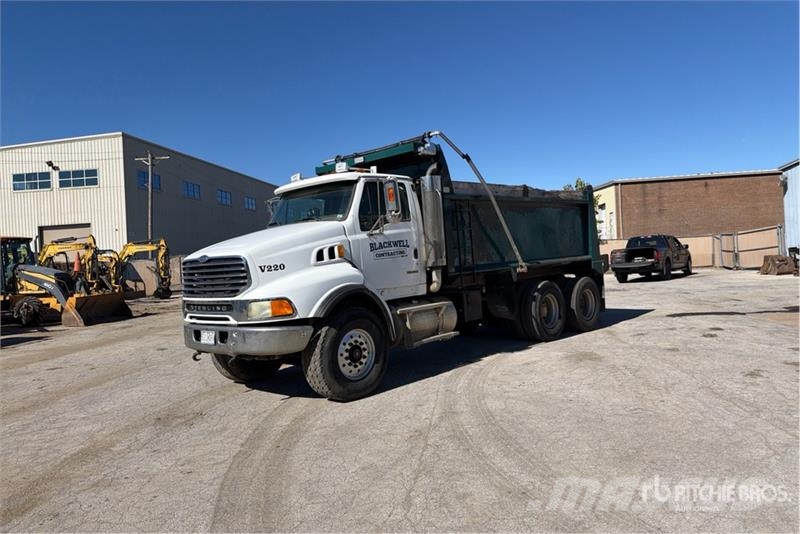 Sterling LT9500 Tipper trucks
