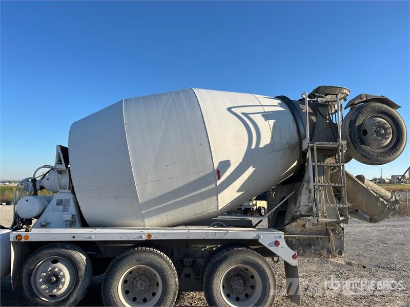 Sterling LT9500 Betonkeverők/Betonpumpák