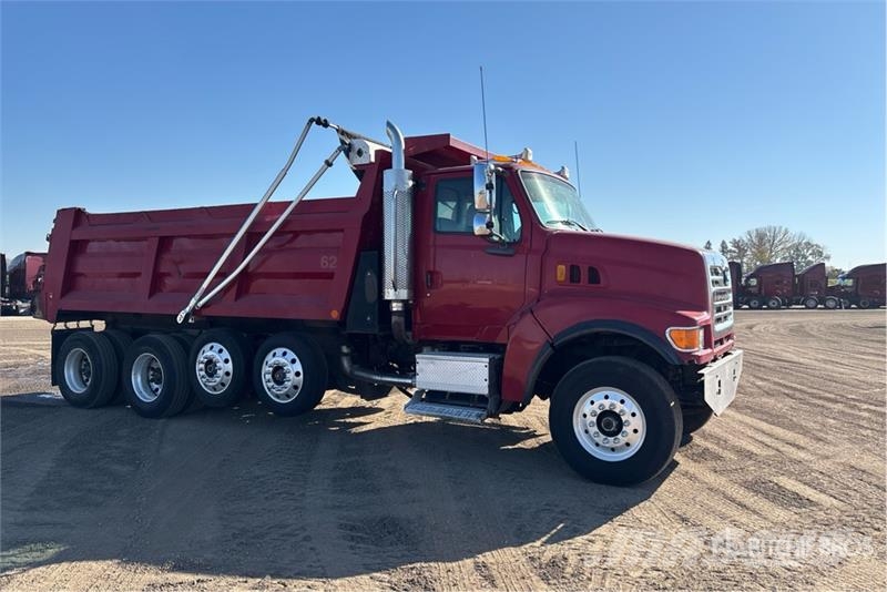 Sterling LT9500 덤프 트럭
