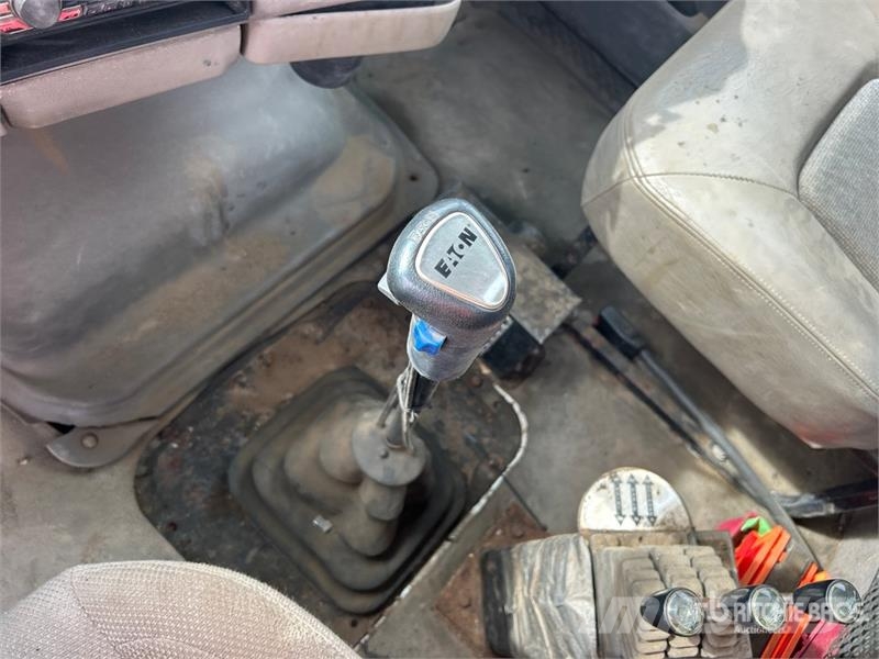Sterling LT9500 Kravas automašinas konteineru vedeji