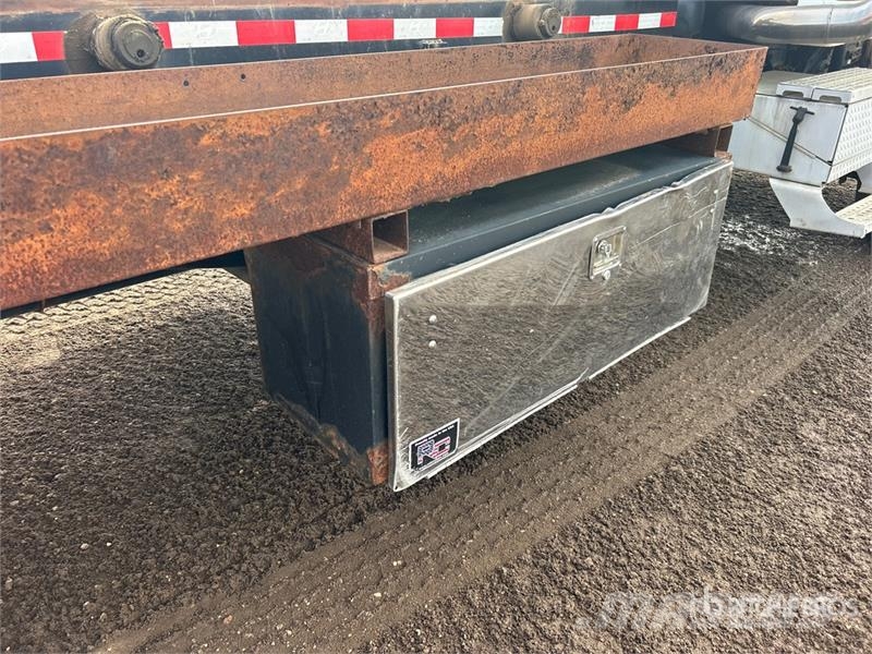Sterling LT9500 Kravas automašinas konteineru vedeji