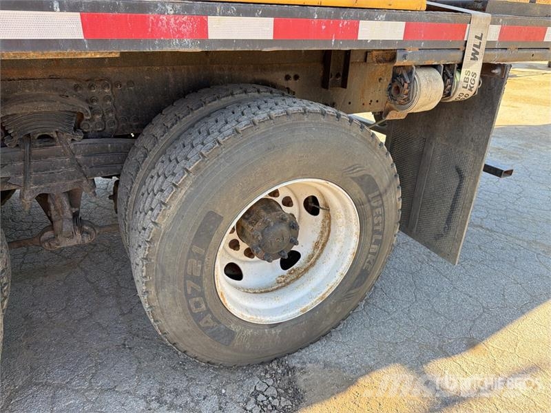 Sterling LT9500 6x4 Mud Mixing Truck Drugi tovornjaki