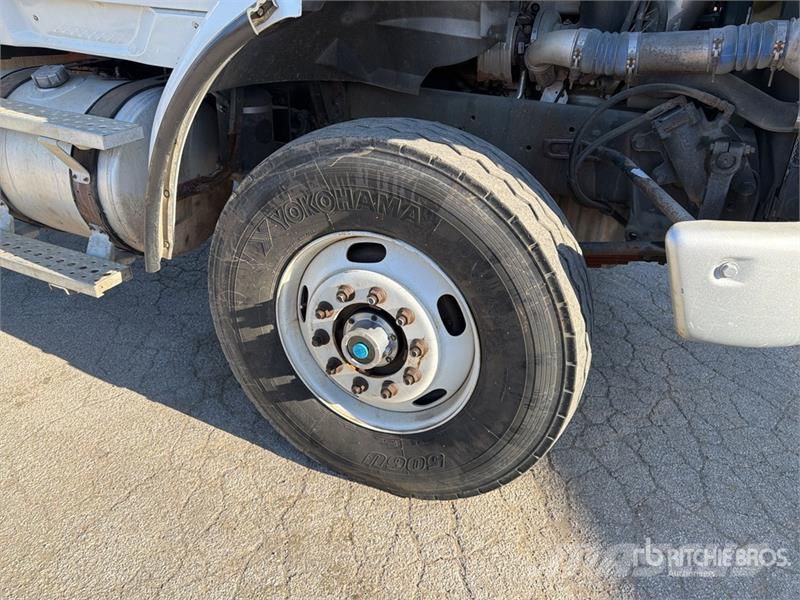 Sterling LT9500 6x4 Mud Mixing Truck Drugi tovornjaki