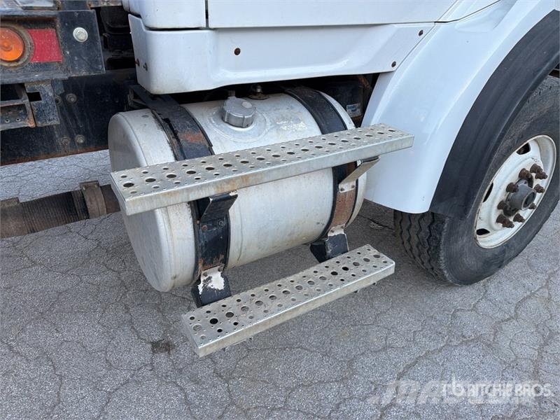 Sterling LT9500 6x4 Mud Mixing Truck Drugi tovornjaki