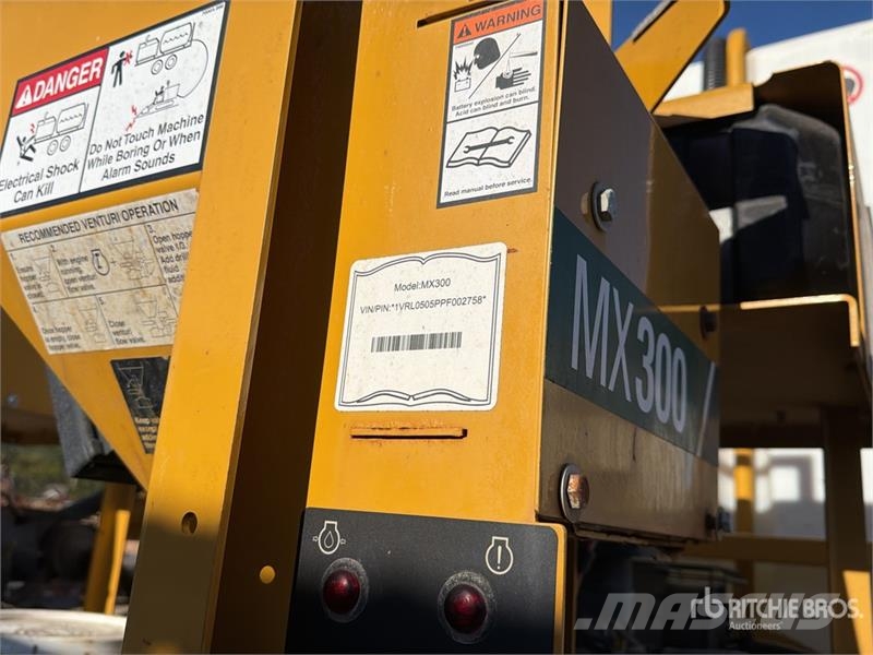 Sterling LT9500 6x4 Mud Mixing Truck Drugi tovornjaki