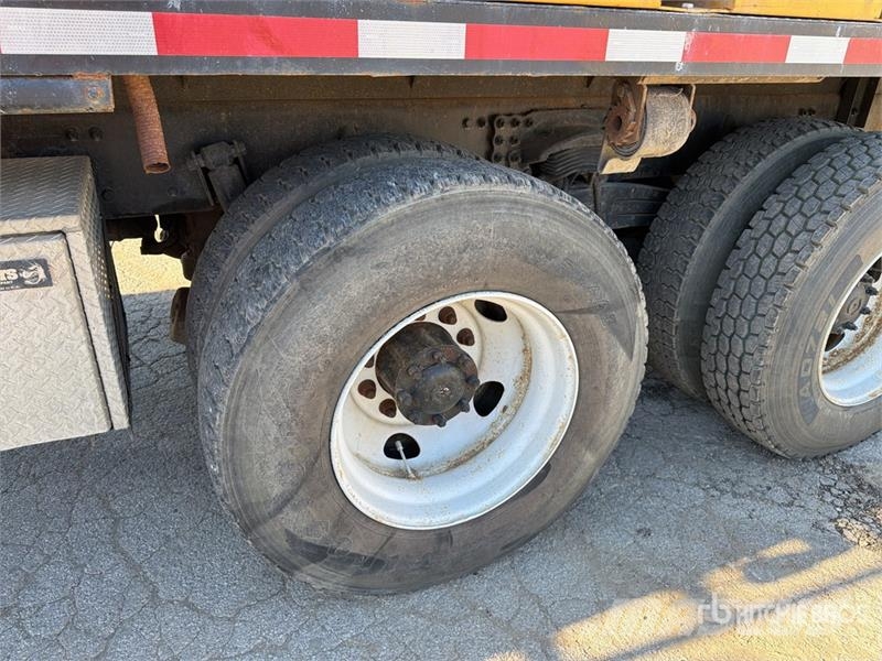 Sterling LT9500 6x4 Mud Mixing Truck Drugi tovornjaki