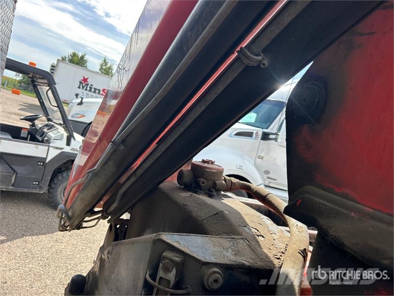 Sterling PK12000 14970 lb Knuckle Boom on Sterling SC8000 4 Nosturiautot