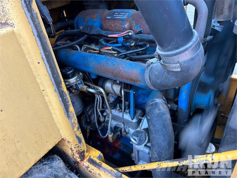 Stone PD43 Padfoot Drum Compactor 单轮压路机