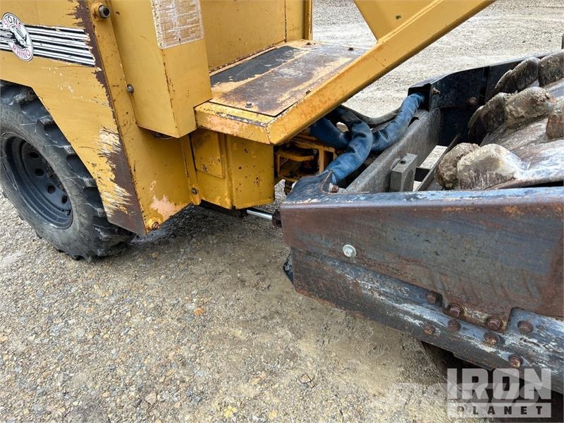 Stone PD43 Padfoot Drum Compactor 单轮压路机